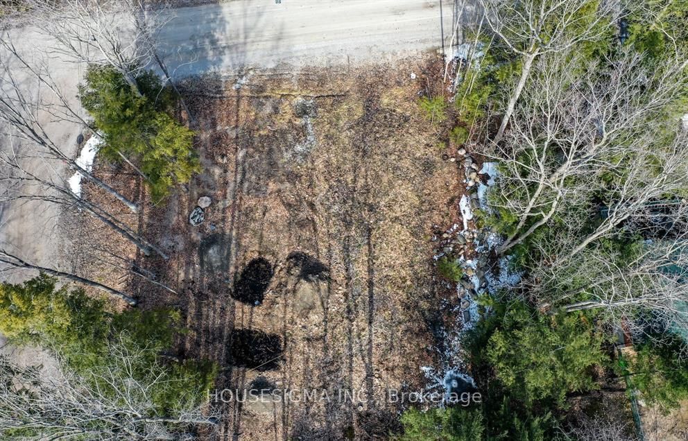 68 Beauremi Road • Tiny, ON photo 11