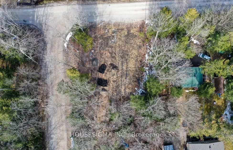 68 Beauremi Road • Tiny, ON photo 14
