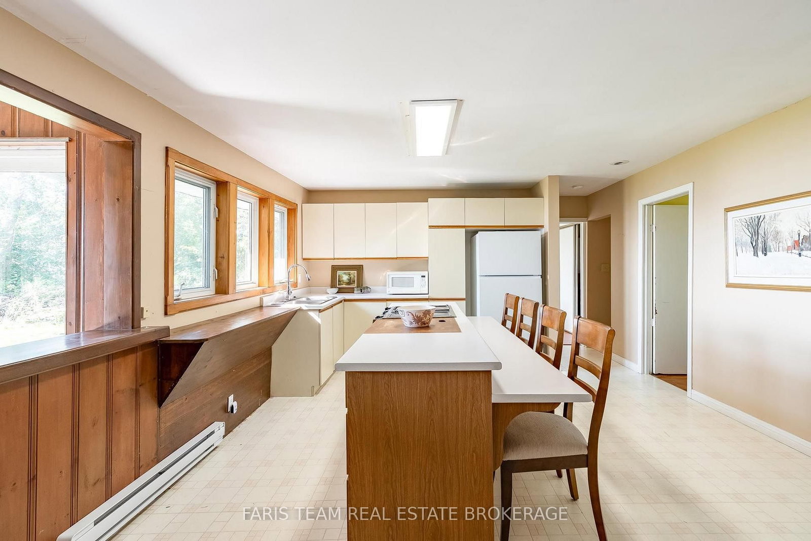 1467 Cunningham Crescent • Severn, ON photo 8