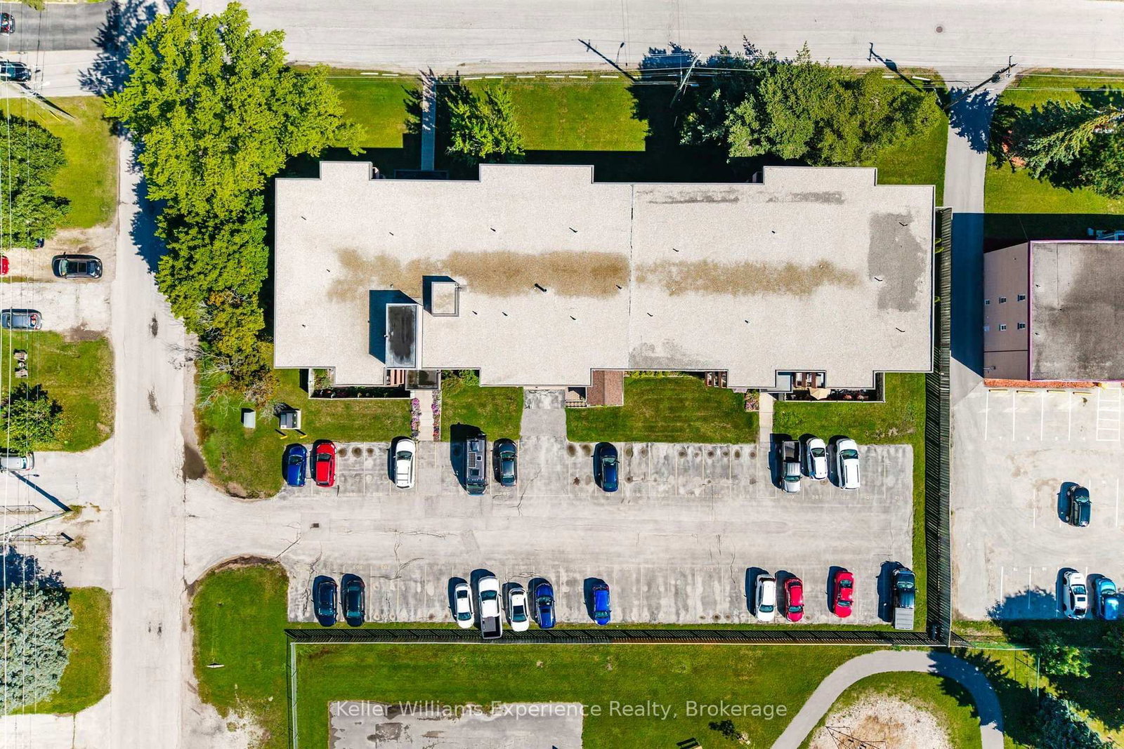 Listing Image 41