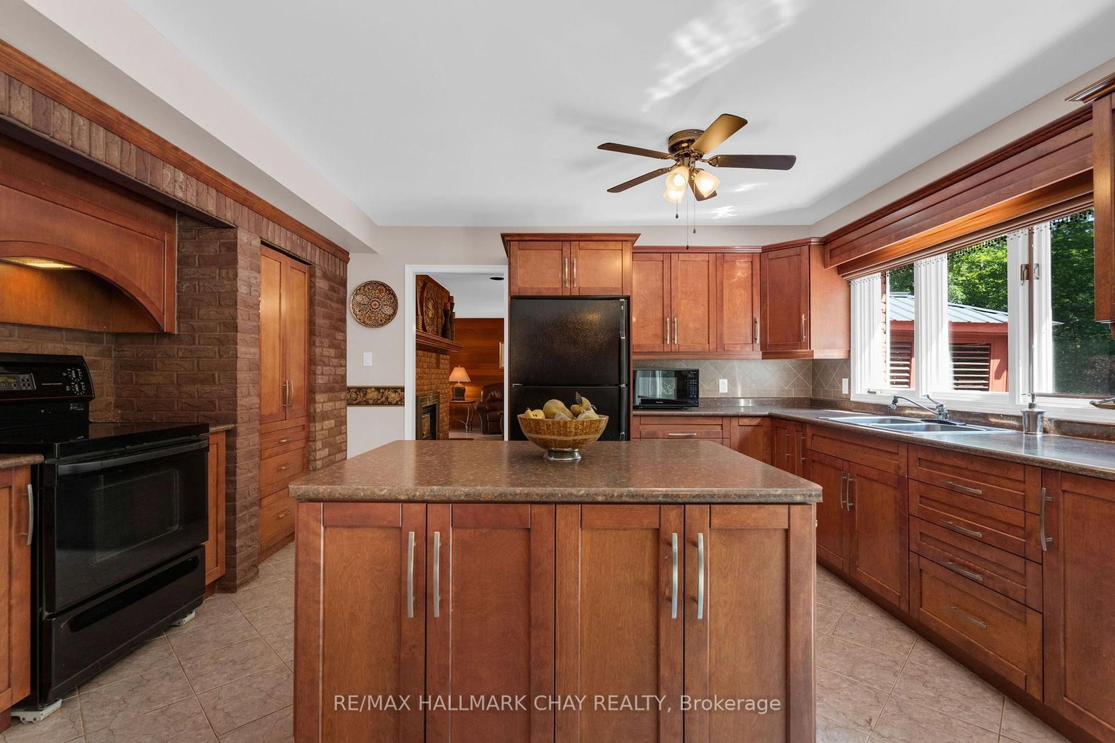 24 Woodland Crescent • Oro-Medonte, ON photo 12