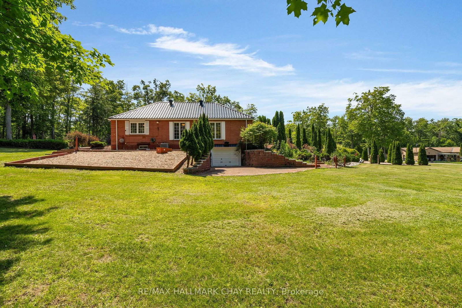 24 Woodland Crescent • Oro-Medonte, ON photo 5