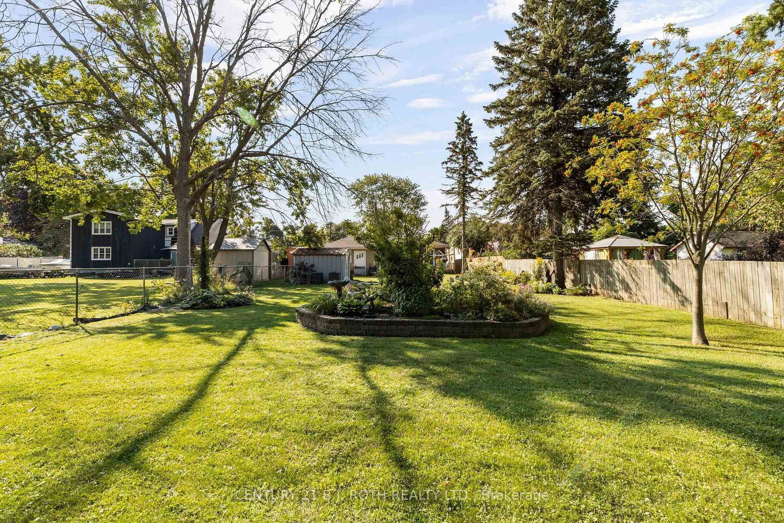 108 Shannon Street • Orillia, ON photo 22