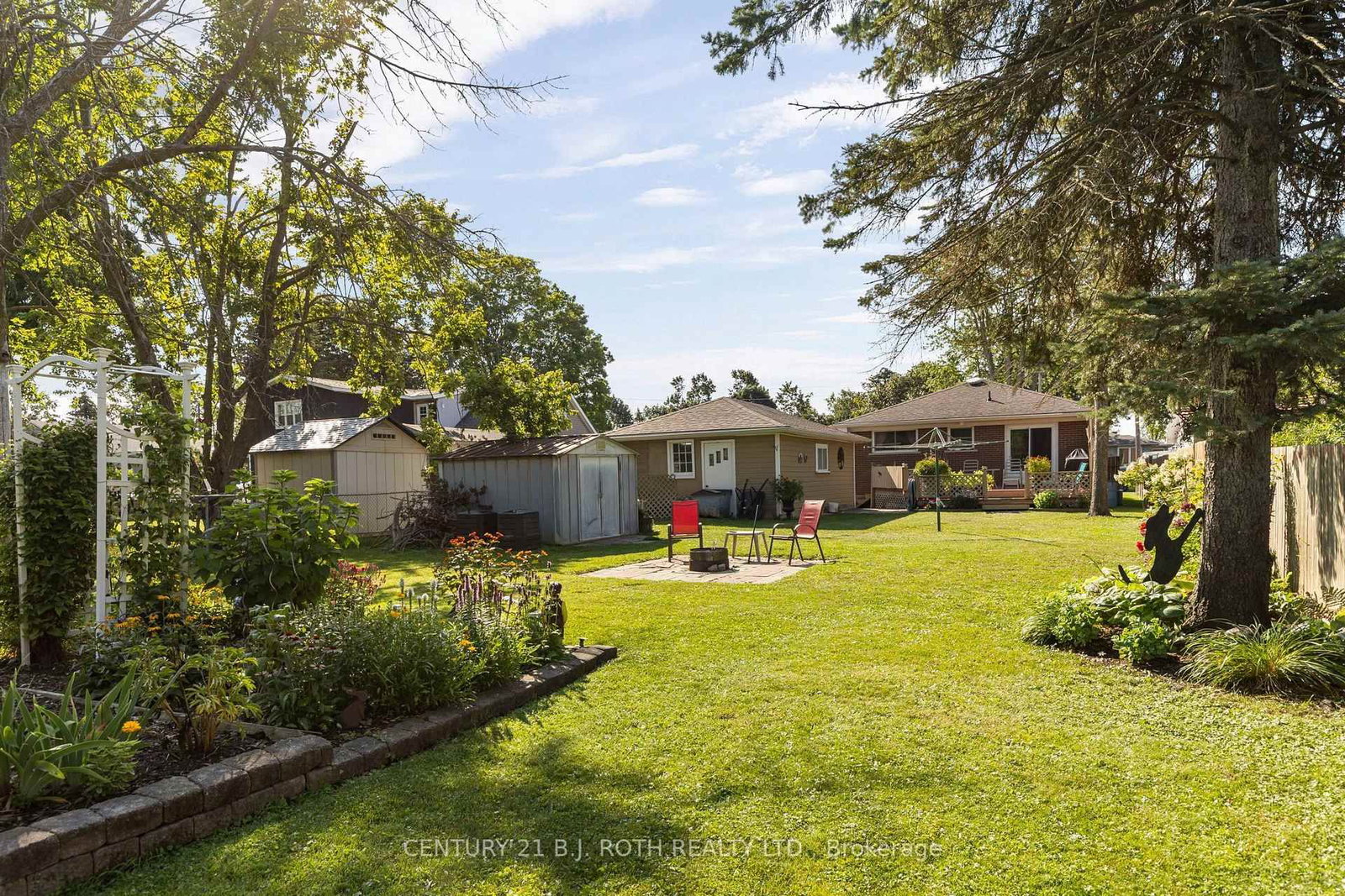 108 Shannon Street • Orillia, ON photo 24