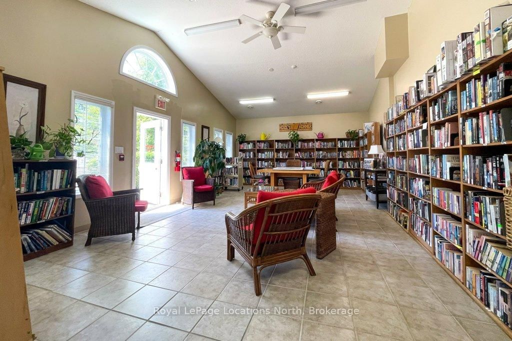 16 Atlantic Avenue • Wasaga Beach, ON photo 36