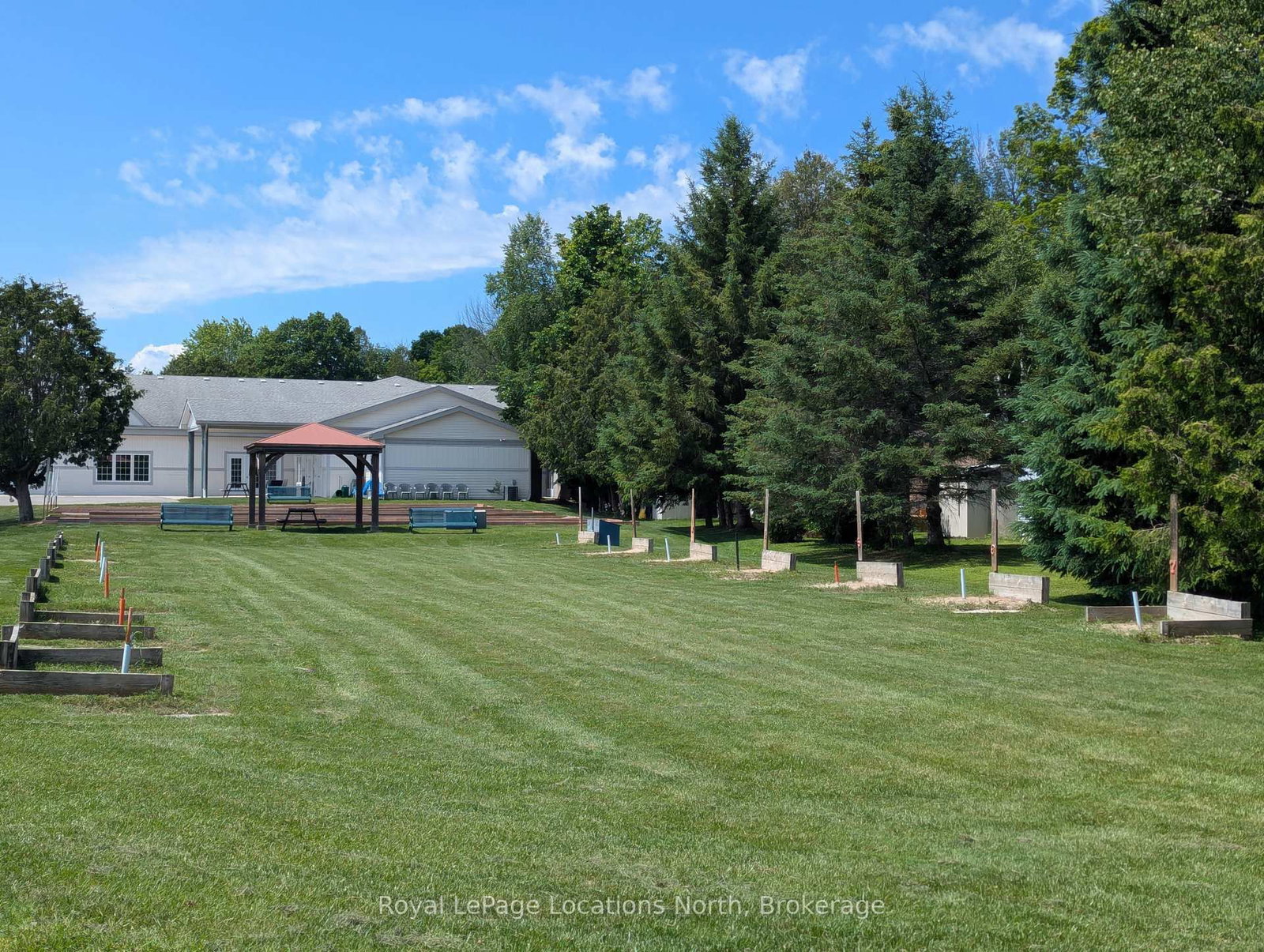 16 Atlantic Avenue • Wasaga Beach, ON photo 39