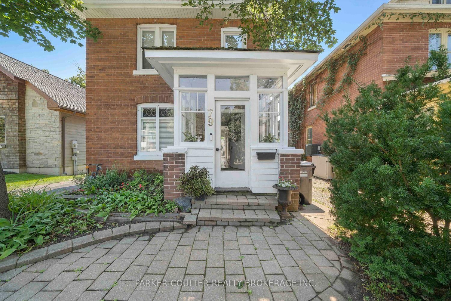 79 Blake Street • Barrie, ON photo 3