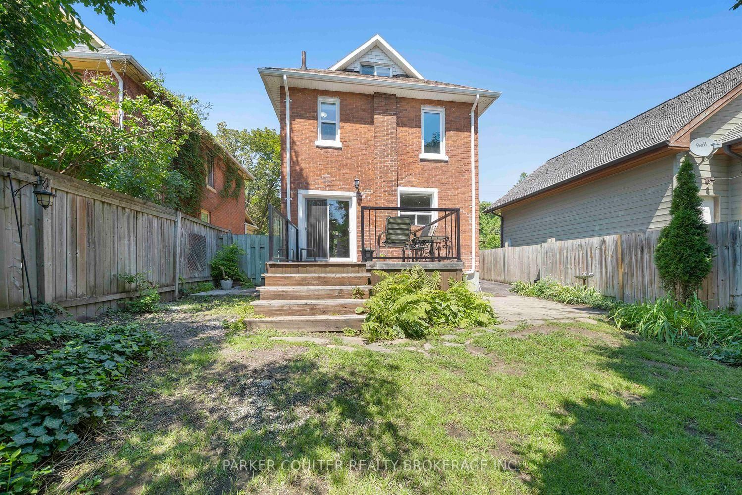 79 Blake Street • Barrie, ON photo 33