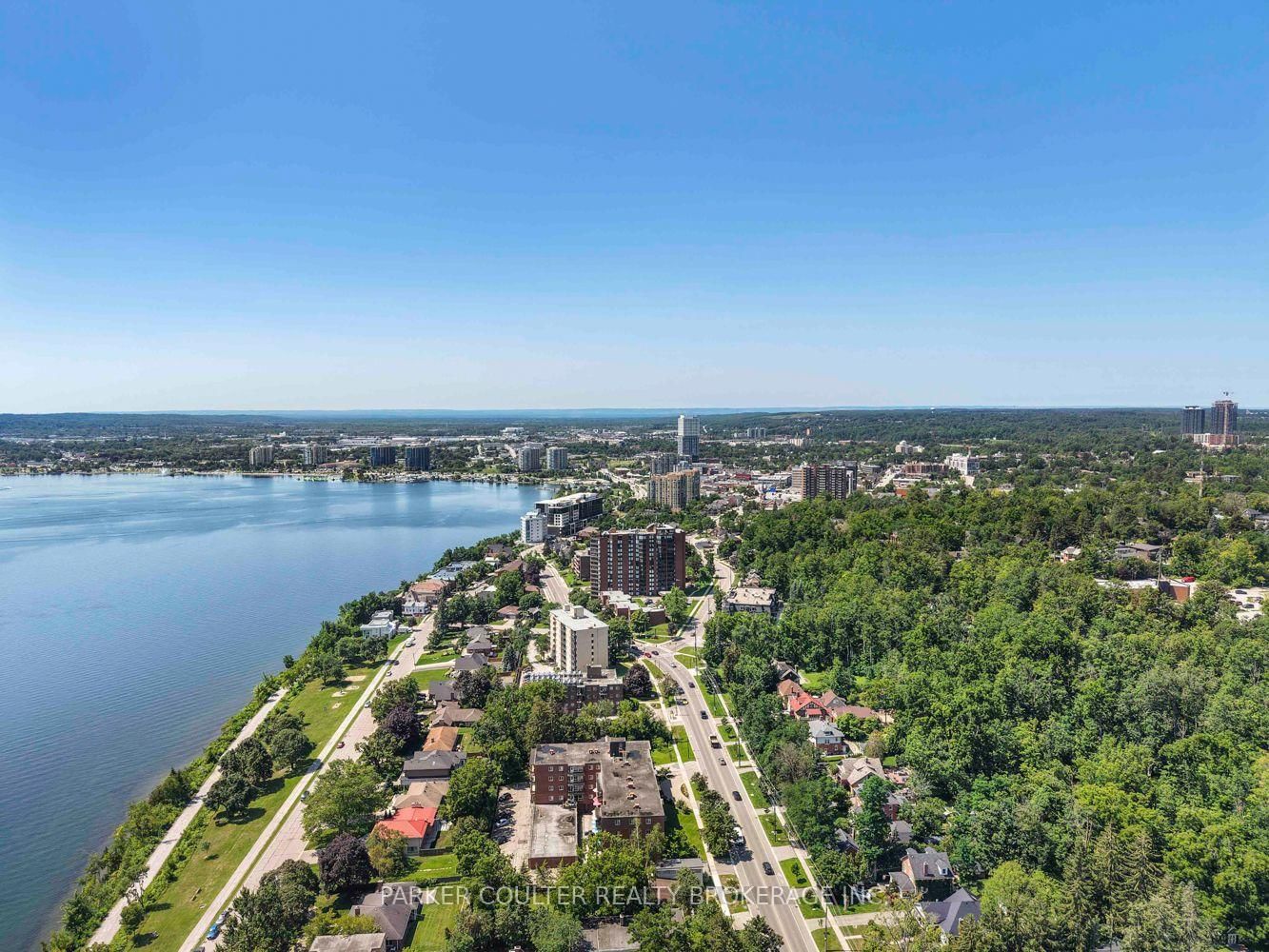 79 Blake Street • Barrie, ON photo 38
