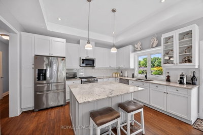 3 Thoroughbred Drive • Oro-Medonte, ON photo 8