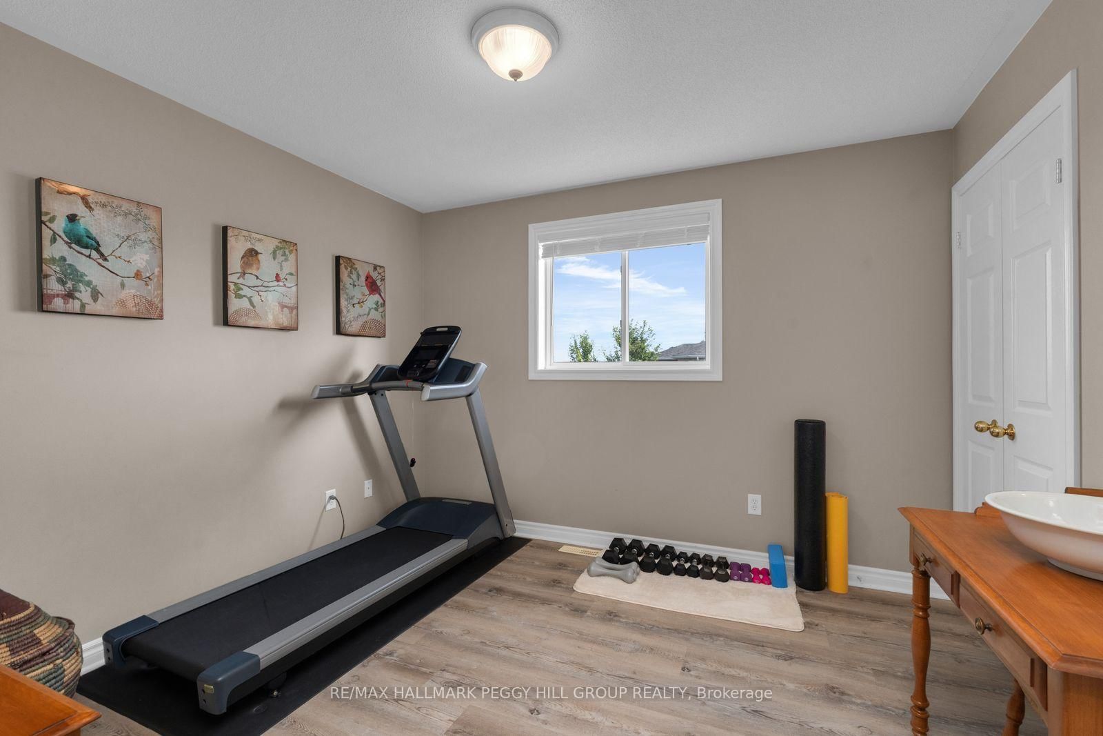 34 Knox Drive • Springwater, ON photo 15