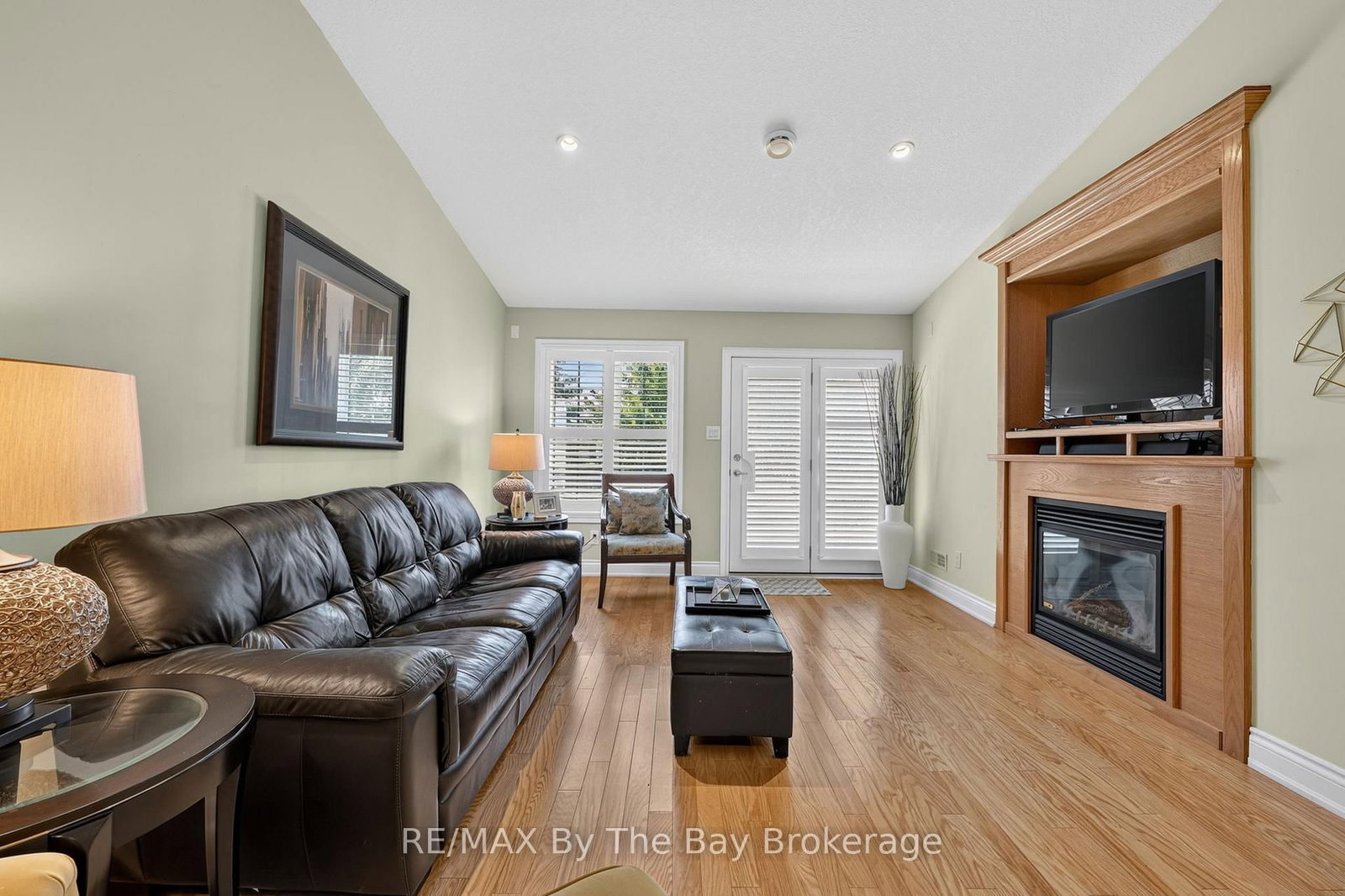 105 Meadow Lane • Wasaga Beach, ON photo 15