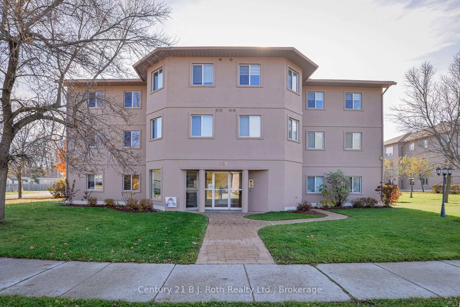 125 Bond Street • #207 • Orillia, ON photo 1
