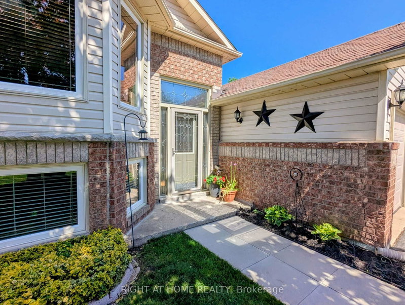 22 Donald Crescent