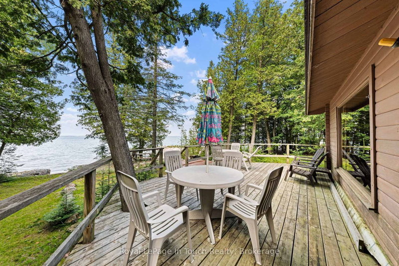 25 Chippewa Crescent