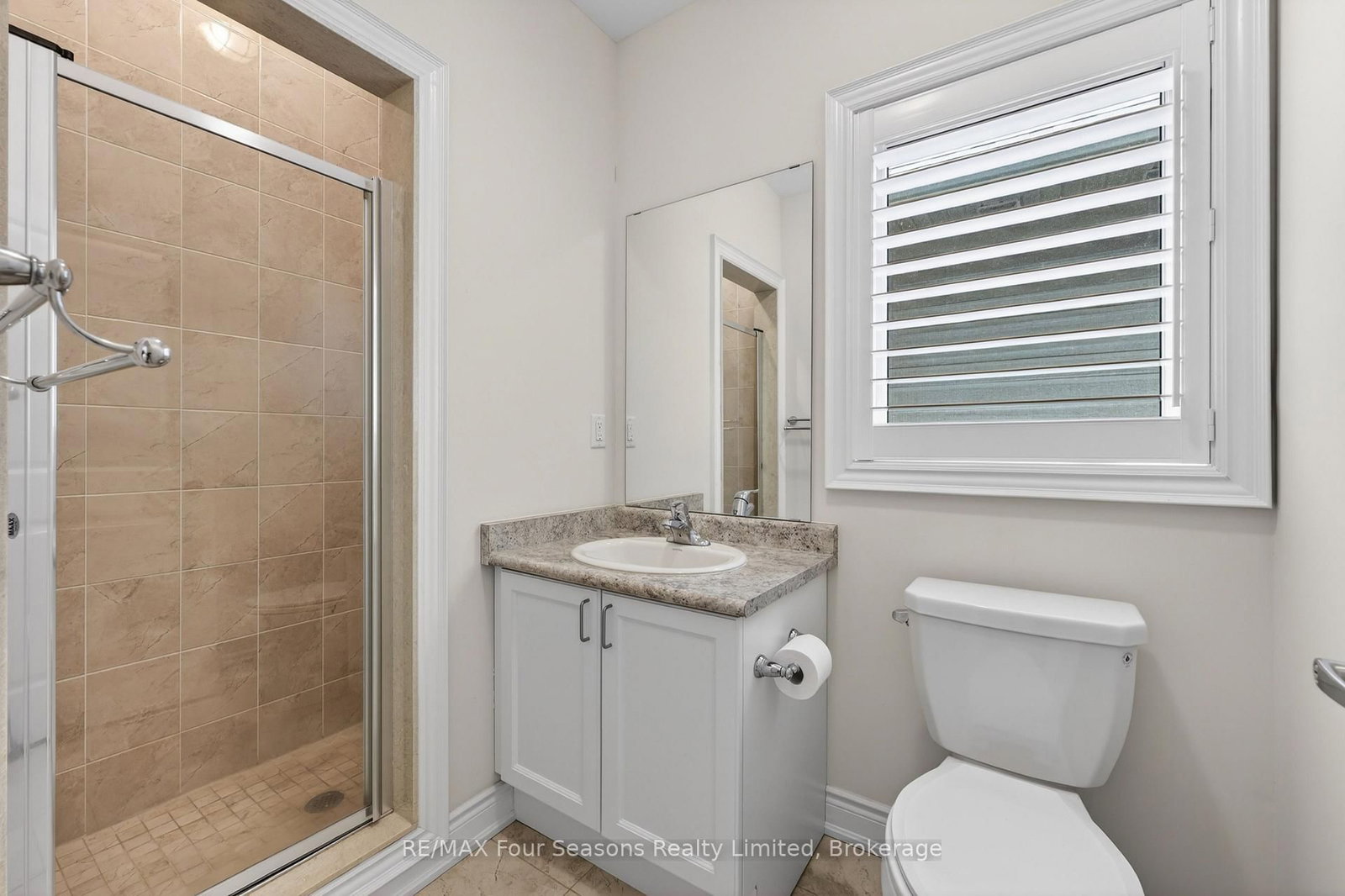 100 Kari Crescent • Collingwood, ON photo 16