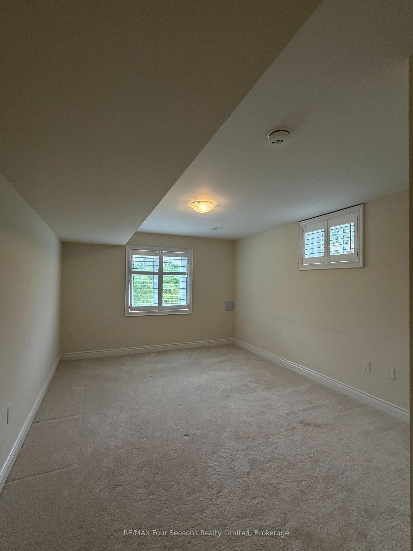 100 Kari Crescent • Collingwood, ON photo 26