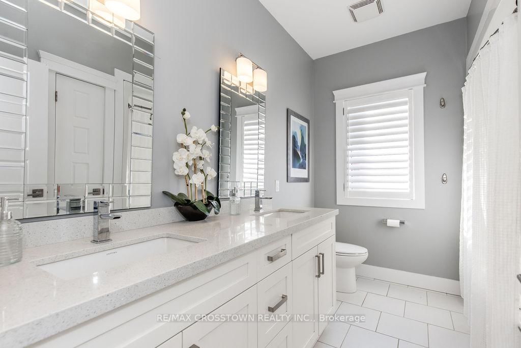 25 MENNILL Drive • Springwater, ON photo 25
