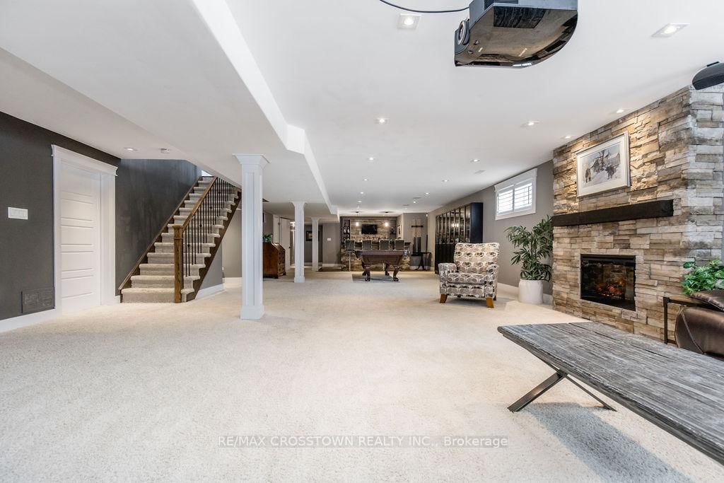 25 MENNILL Drive • Springwater, ON photo 28