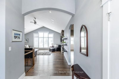25 MENNILL Drive • Springwater, ON photo 4