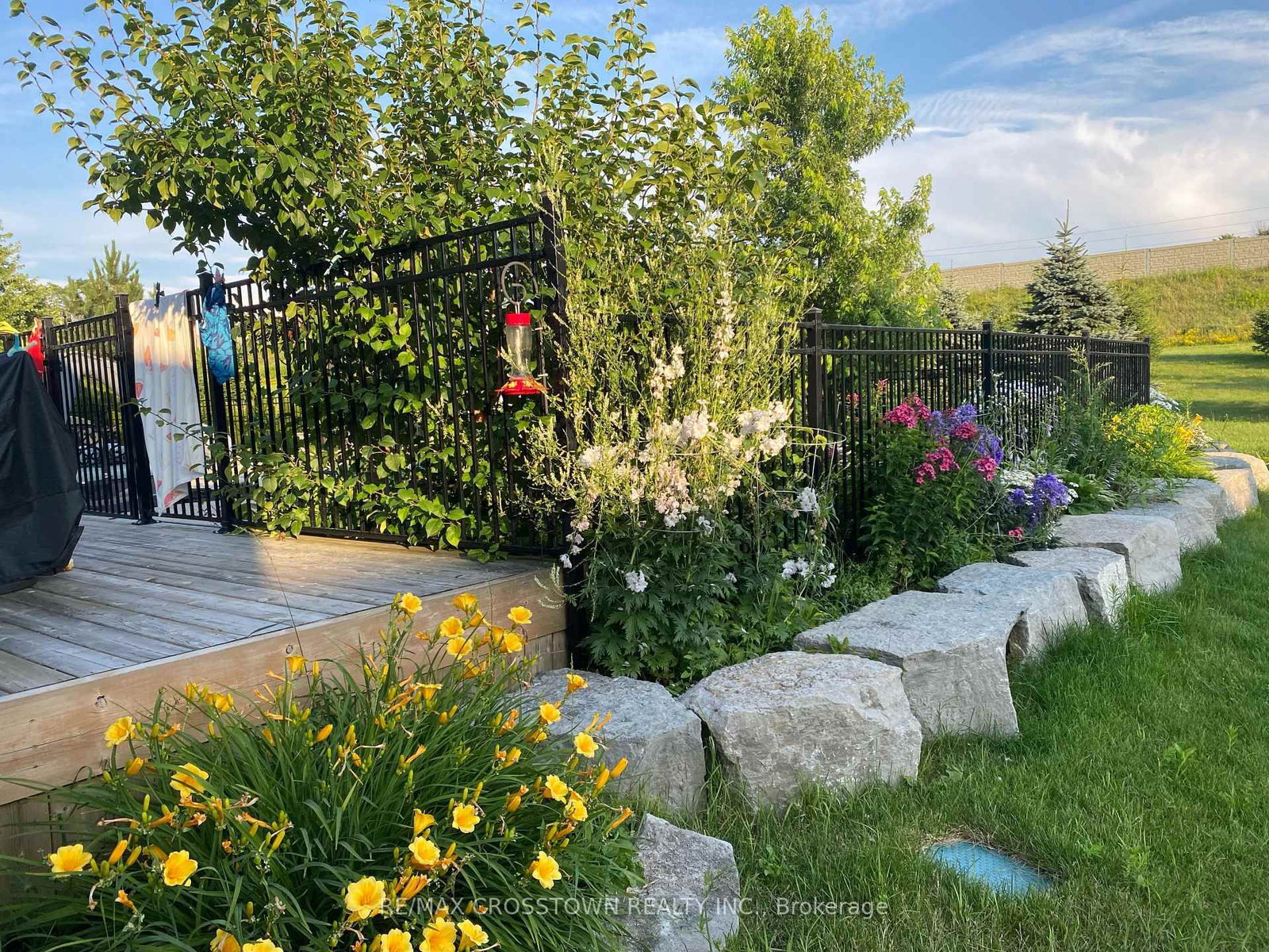 25 MENNILL Drive • Springwater, ON photo 40
