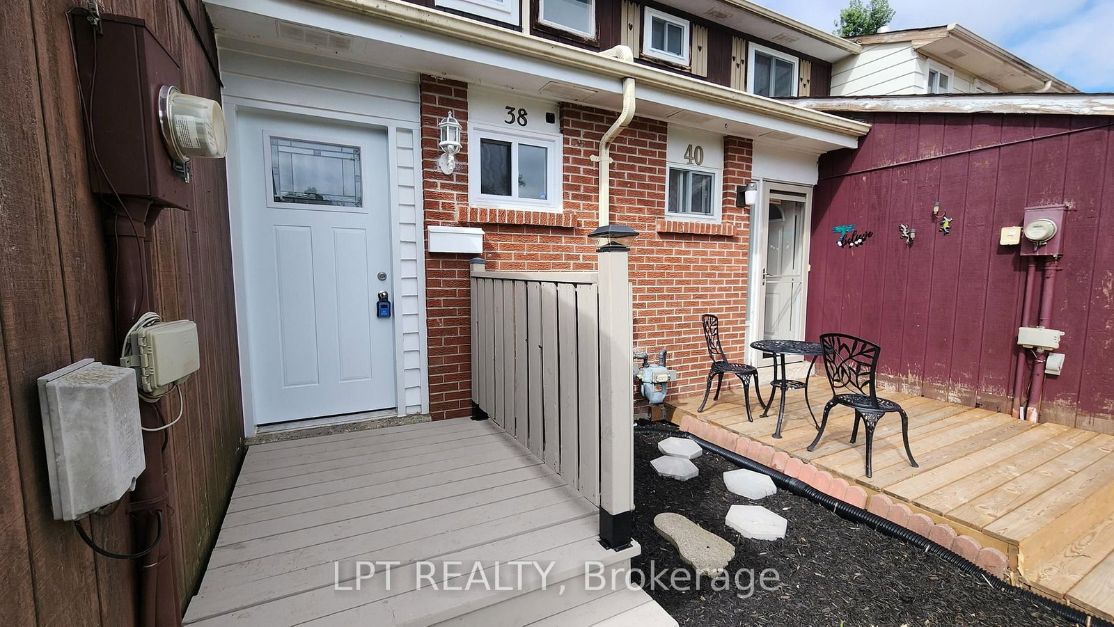 38 Chaucer Crescent • Barrie, ON photo 22