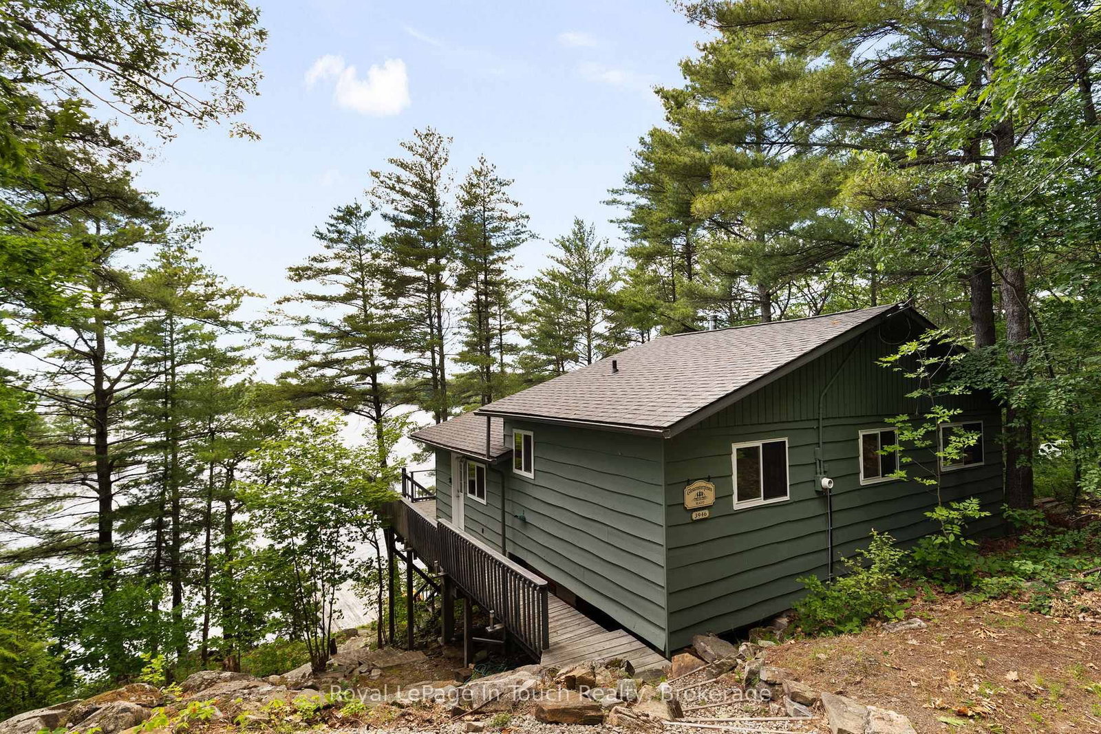 3946 East Shore Road • Severn, ON photo 35