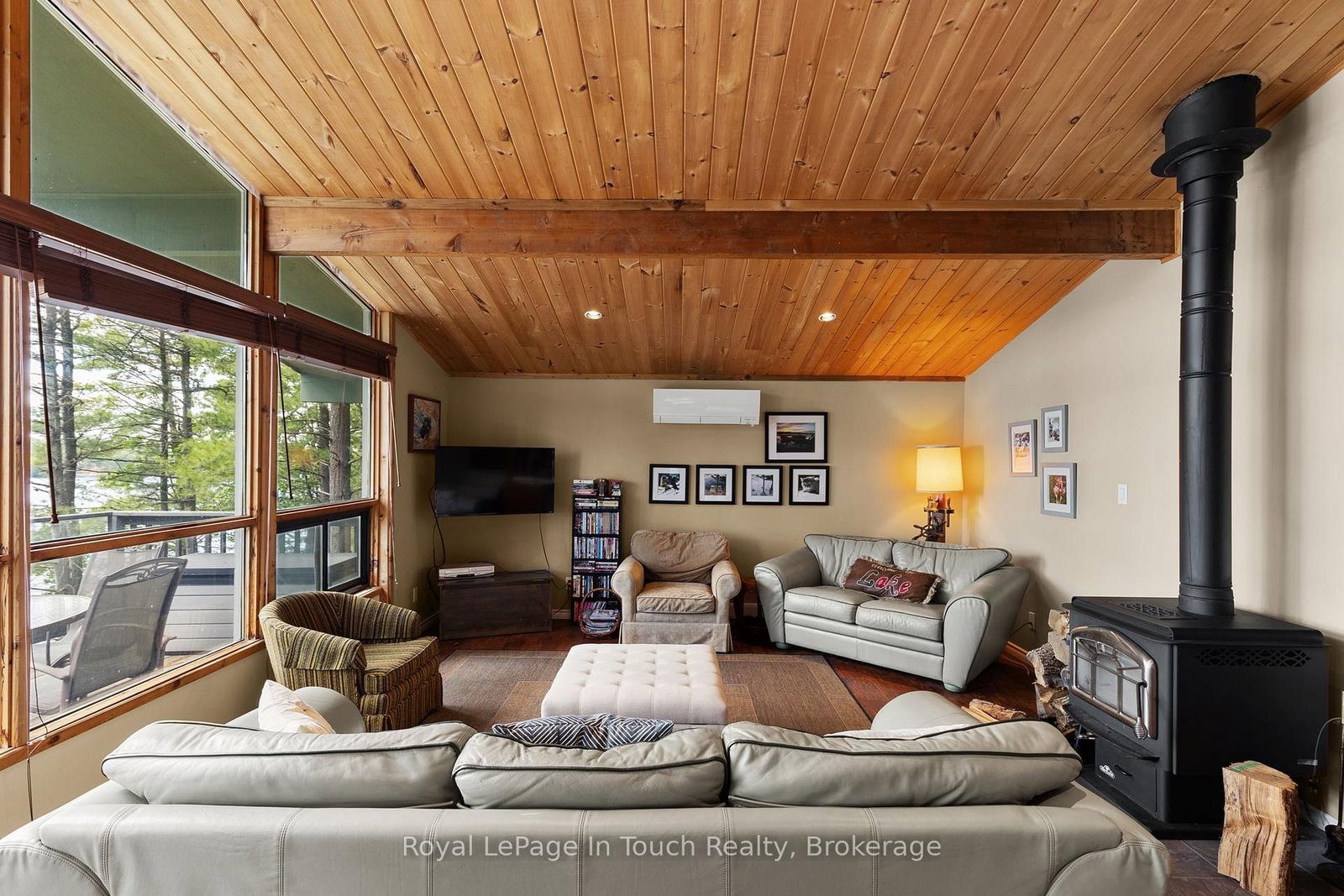 3946 East Shore Road • Severn, ON photo 37