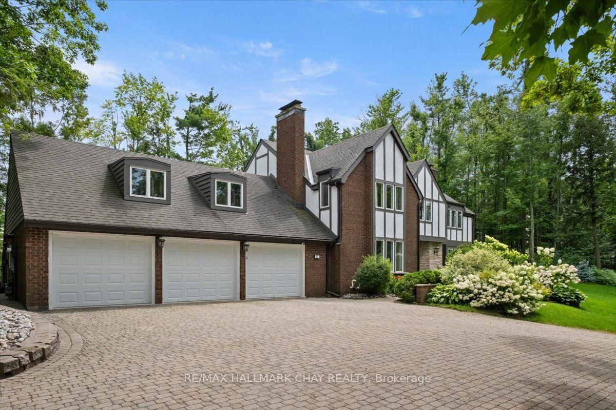 11 Park Trail • Springwater, ON photo 1