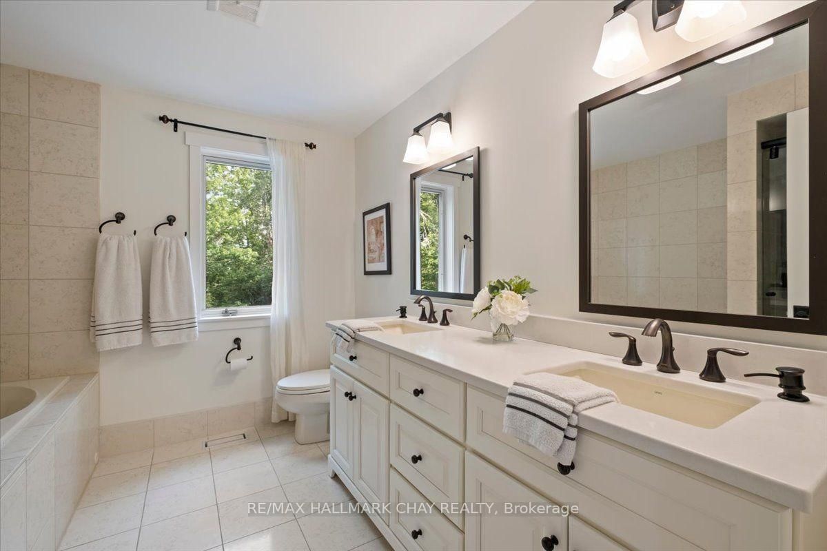 11 Park Trail • Springwater, ON photo 33
