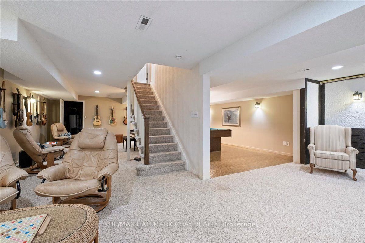 11 Park Trail • Springwater, ON photo 38