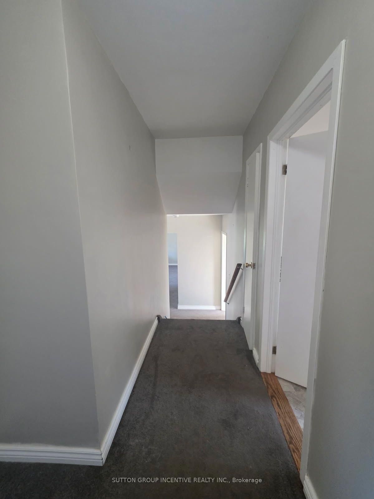 83 Glenwood Drive • Barrie, ON photo 13