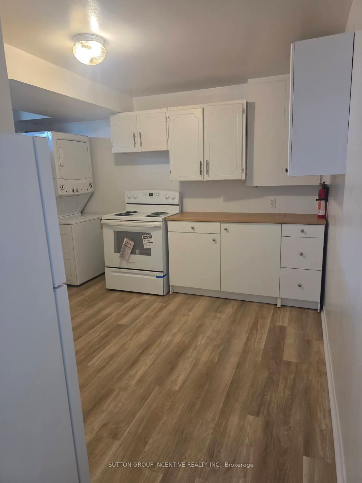 83 Glenwood Drive • Barrie, ON photo 16