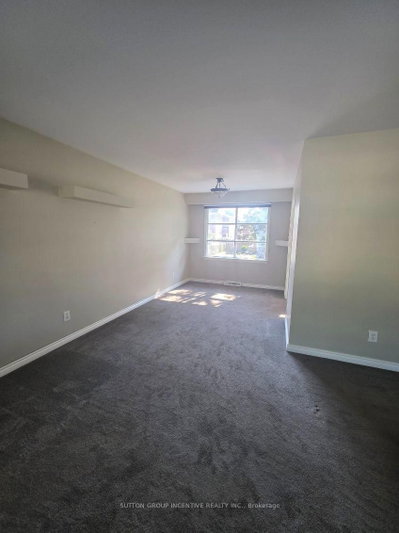 83 Glenwood Drive • Barrie, ON photo 8