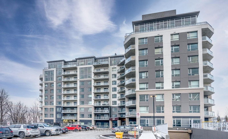 110 - 58 Lakeside (SHARED-KITCHEN) Terrace
