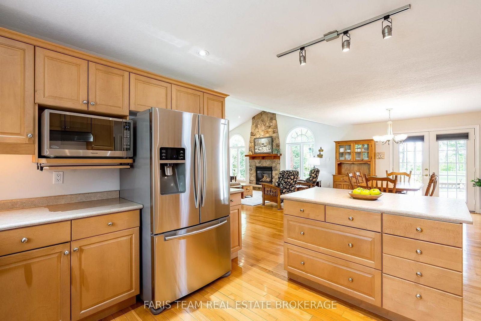 10 Green Mountain Court • Oro-Medonte, ON photo 10