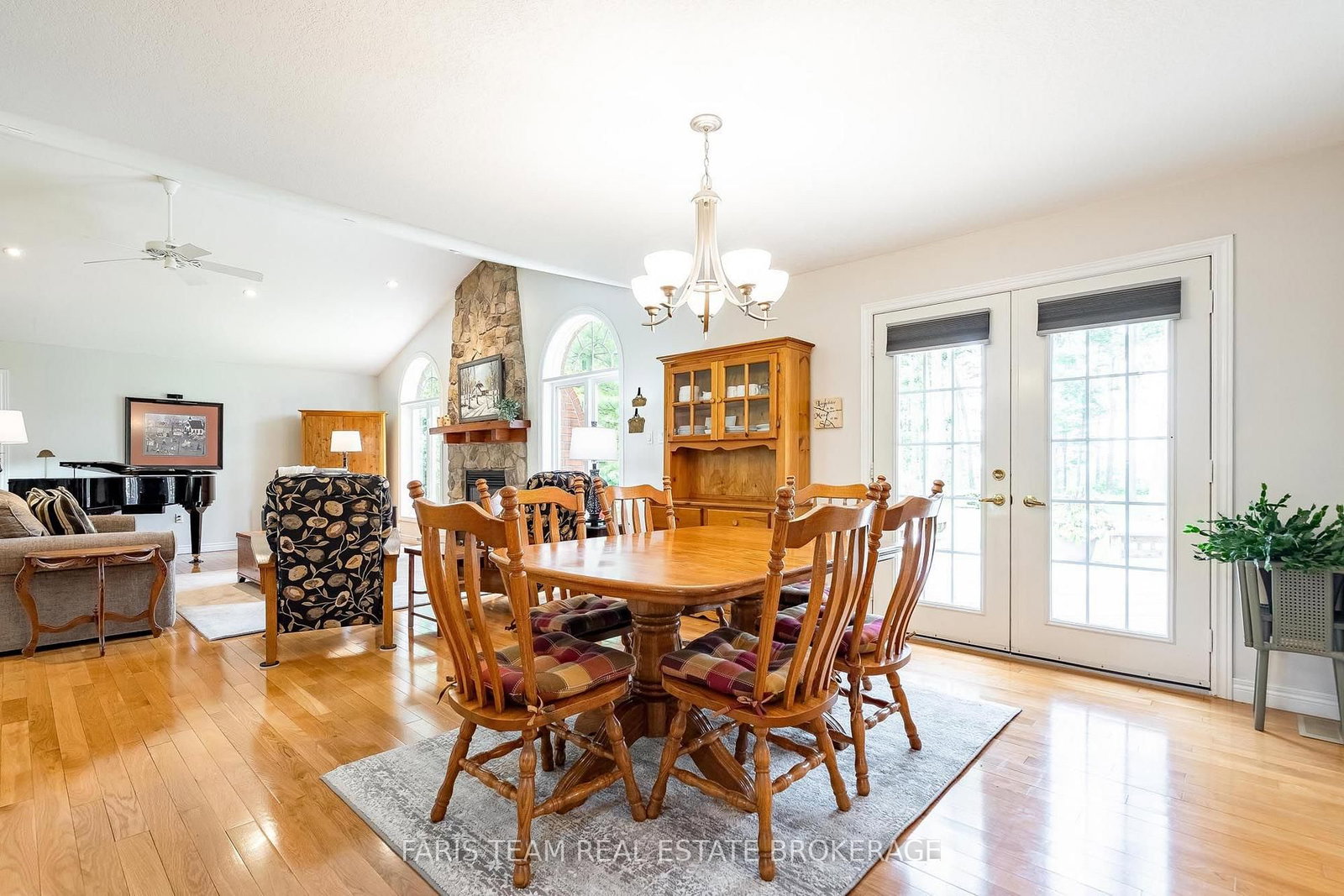 10 Green Mountain Court • Oro-Medonte, ON photo 11