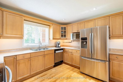 10 Green Mountain Court • Oro-Medonte, ON photo 8