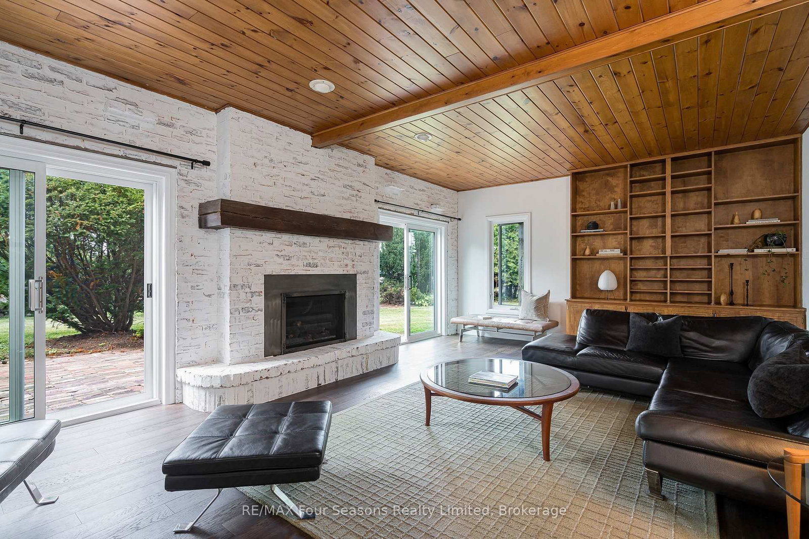 97 & 99 Huron Street • Collingwood, ON photo 23