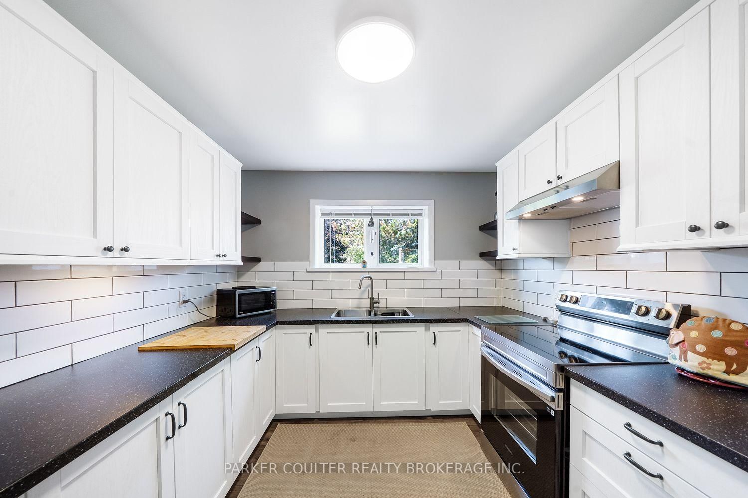 2 Marni Lane • Springwater, ON photo 23