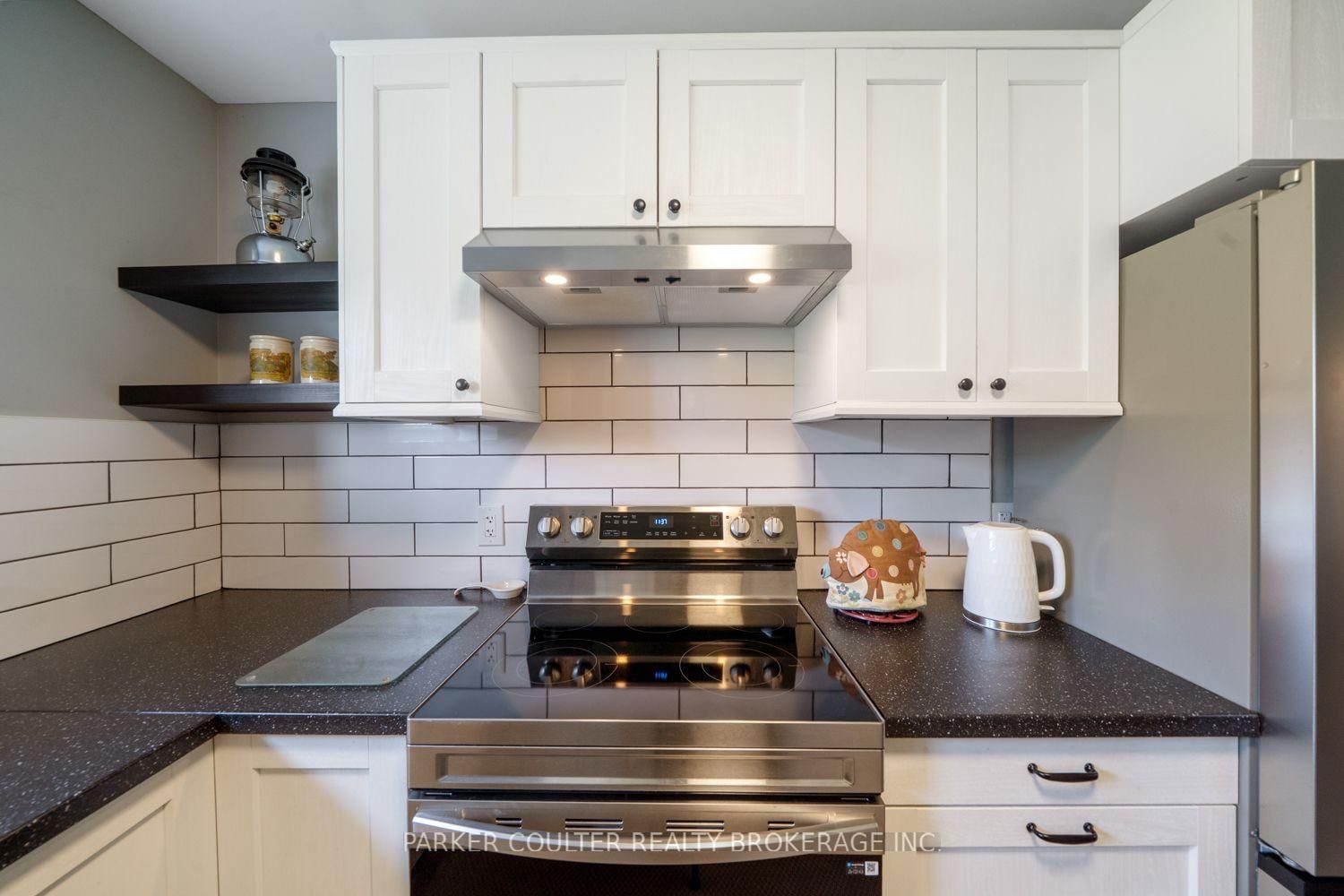 2 Marni Lane • Springwater, ON photo 26