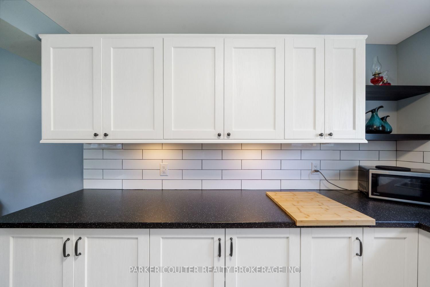 2 Marni Lane • Springwater, ON photo 27