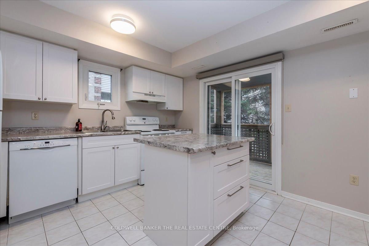 119 D'ambrosio Drive • #9 • Barrie, ON photo 5