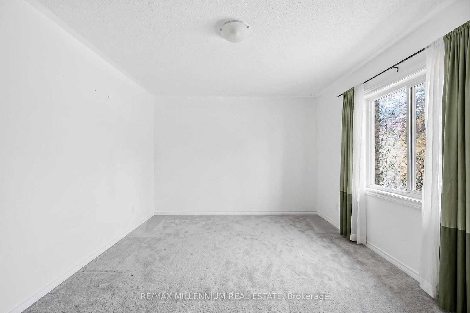45 Wheatfield Road • Barrie, ON photo 34