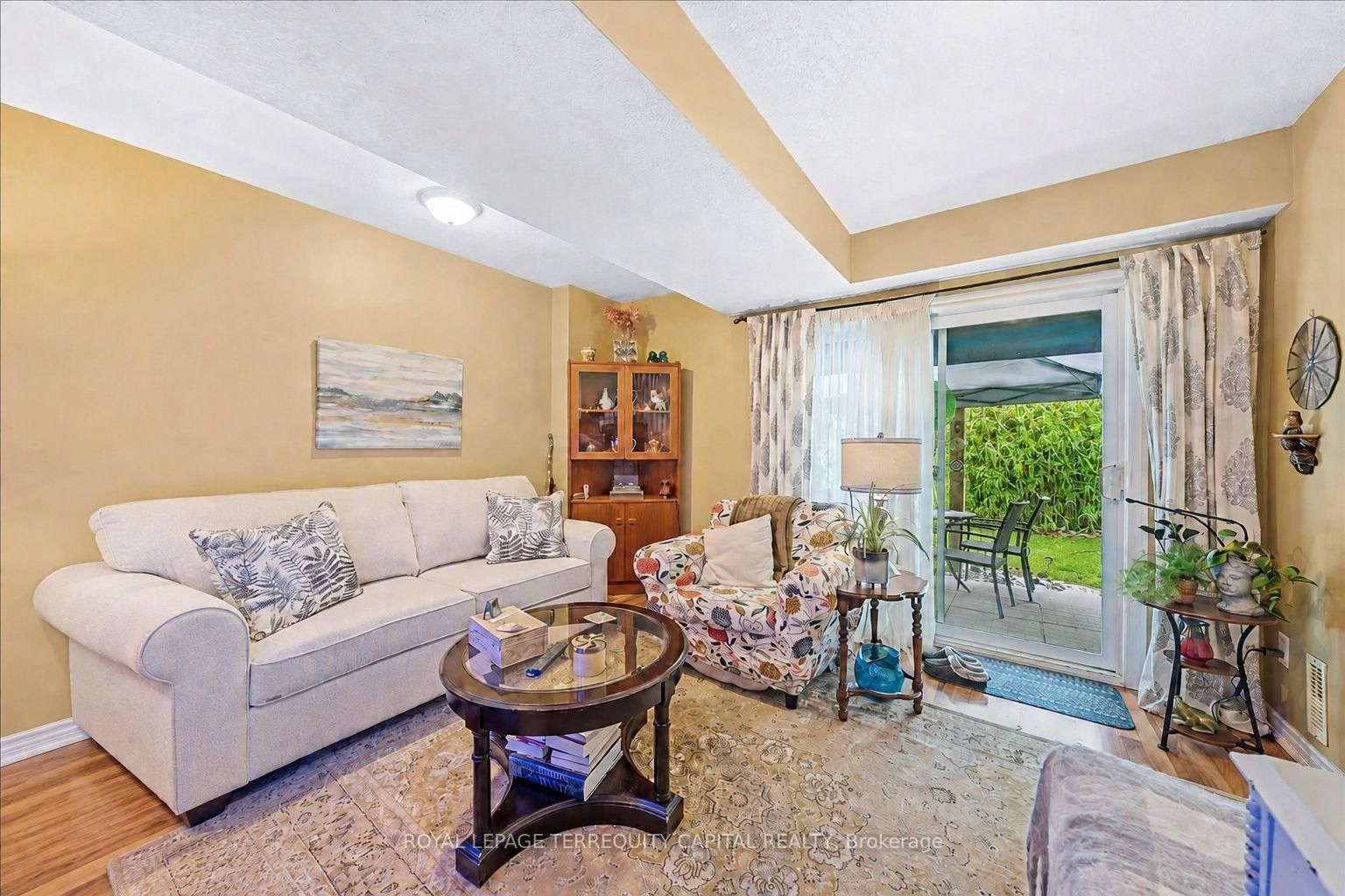 102 Henry Street • Barrie, ON photo 18