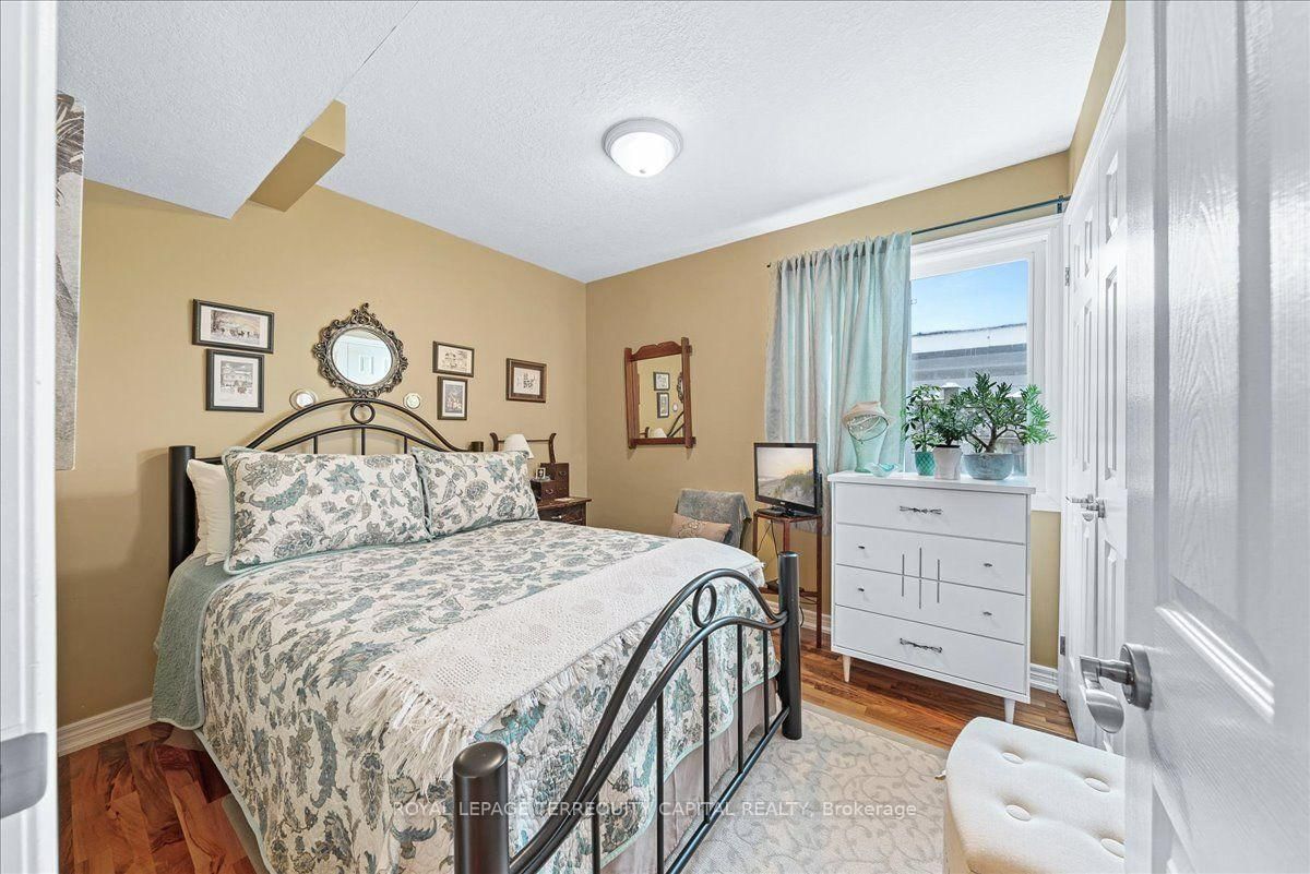 102 Henry Street • Barrie, ON photo 19