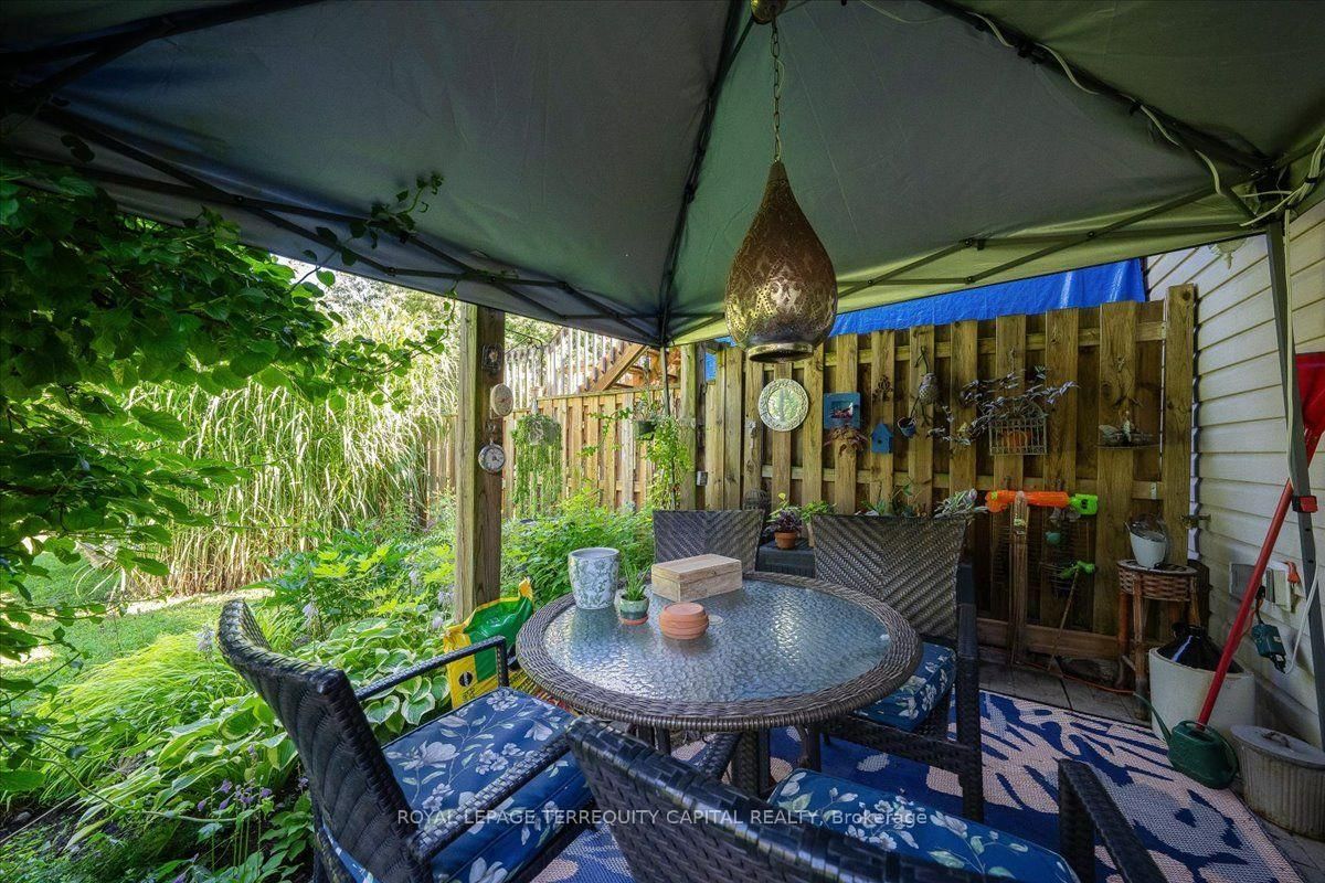 102 Henry Street • Barrie, ON photo 22