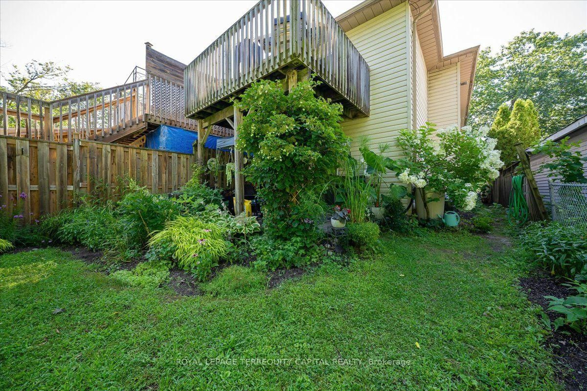 102 Henry Street • Barrie, ON photo 24