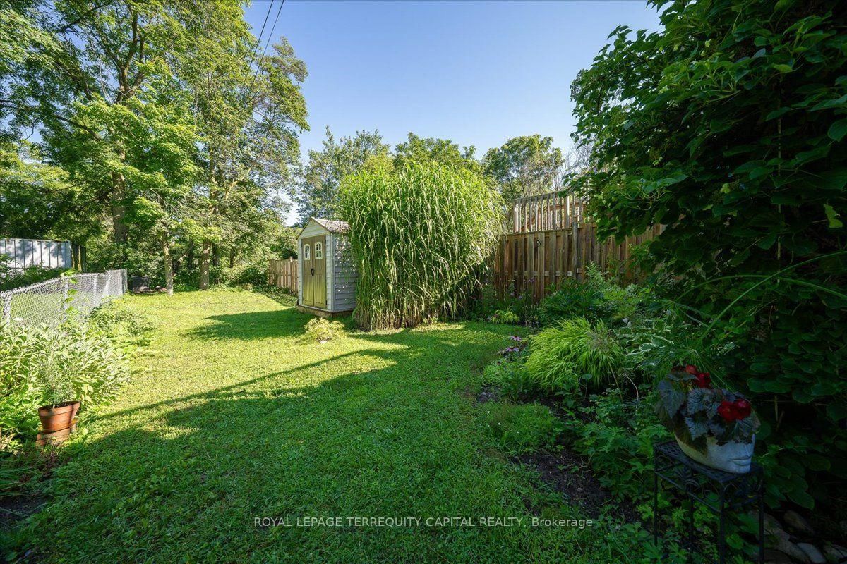 102 Henry Street • Barrie, ON photo 25