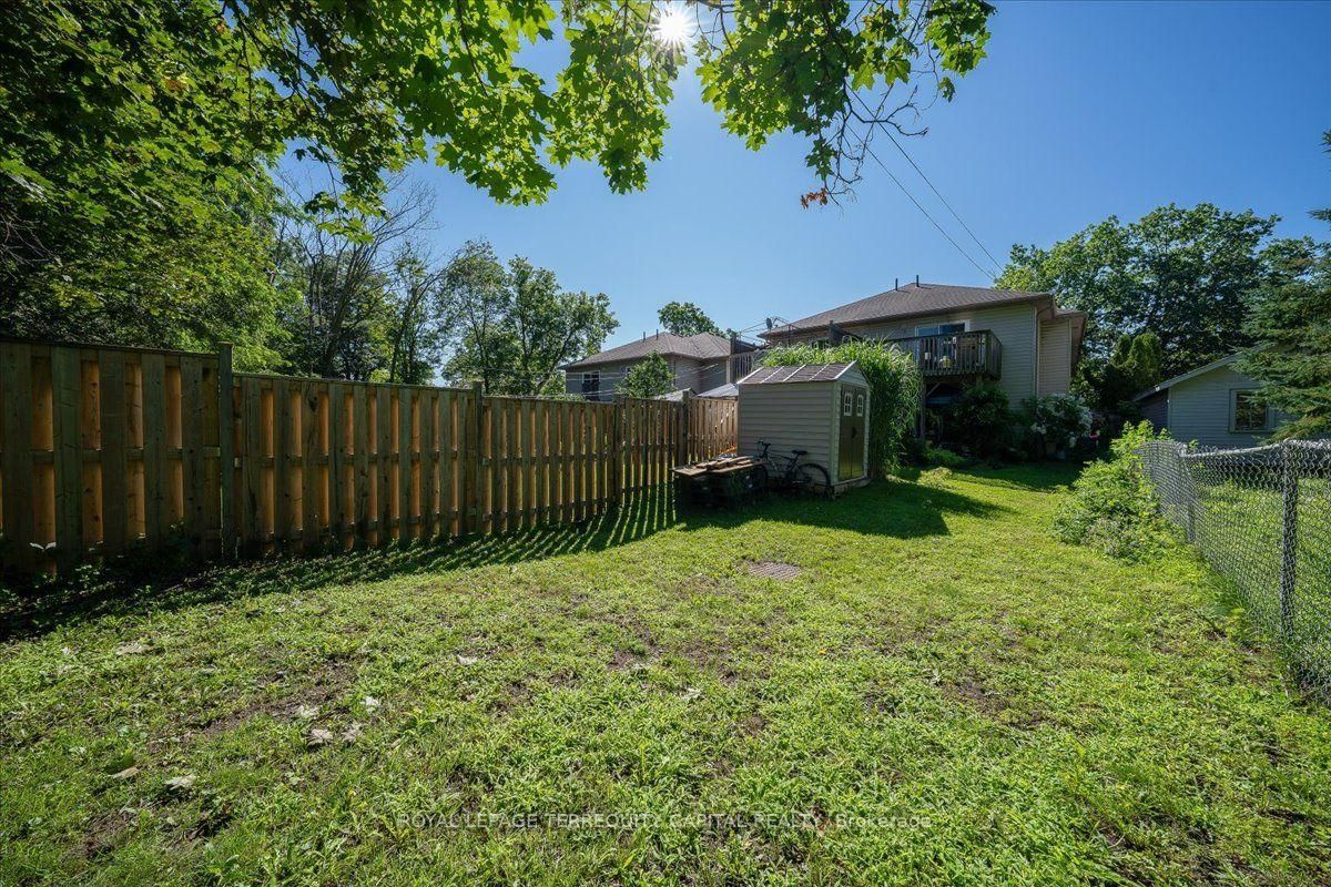 102 Henry Street • Barrie, ON photo 28